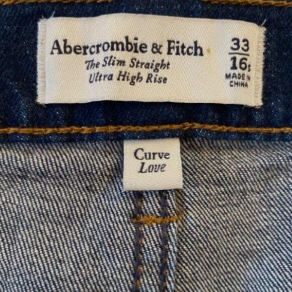 Abercrombie & Fitch The Slim Straight Ultra High Rise 33/16s - Picture 2 of 4